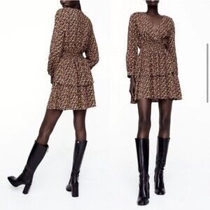 Zara Ditsy Floral Surplice V Neck‎ Ruffle Dress M